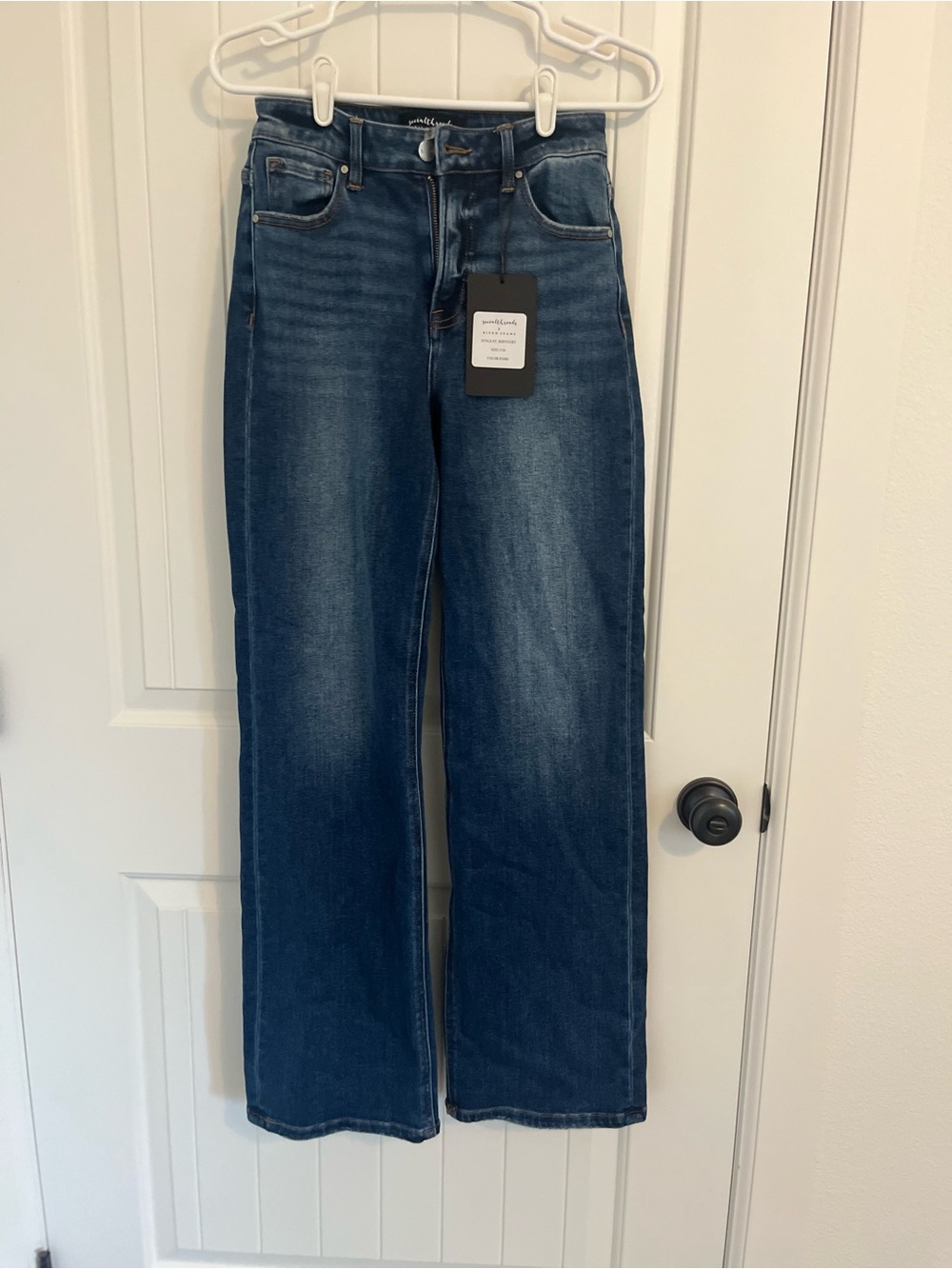 Social Threads x Risen High-Rise Straight-Leg Jeans in Medium Blue Wash